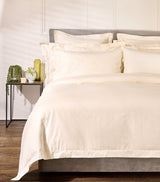 Harrods Harrods of London Chester King Duvet Cover Set (230cm x 220cm)- Buy online at McGrocer