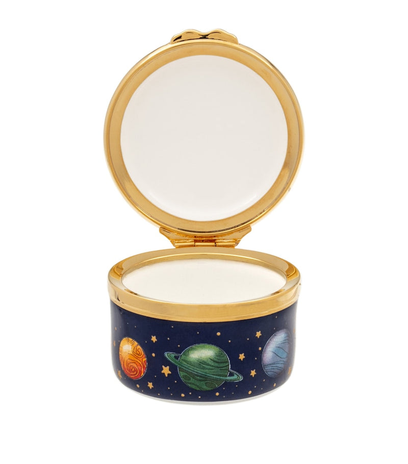 Halcyon Days love theme enamel box 4cm x 3cm, UK version