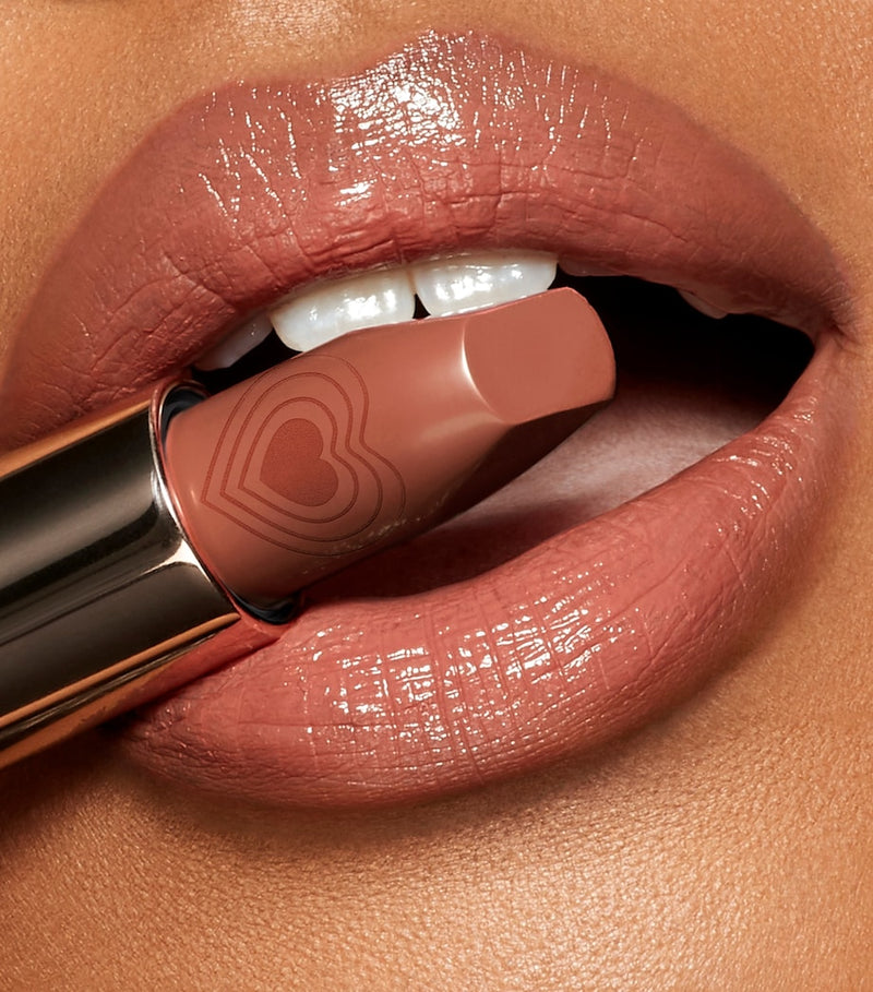 Charlotte Tilbury K.I.S.S.I.N.G lipstick - British product