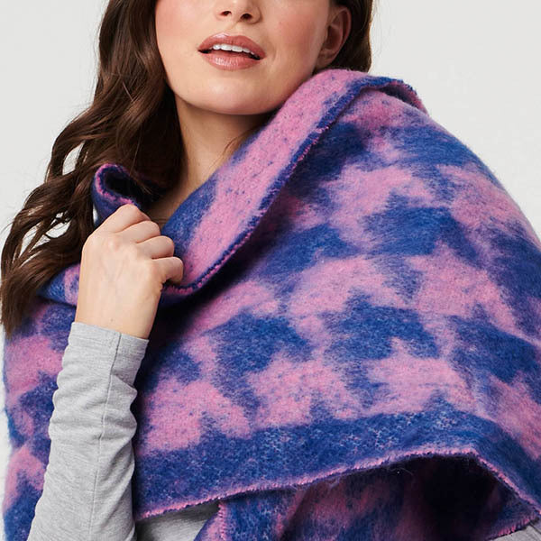 Izabel London houndstooth print oversize fringed scarf - British product