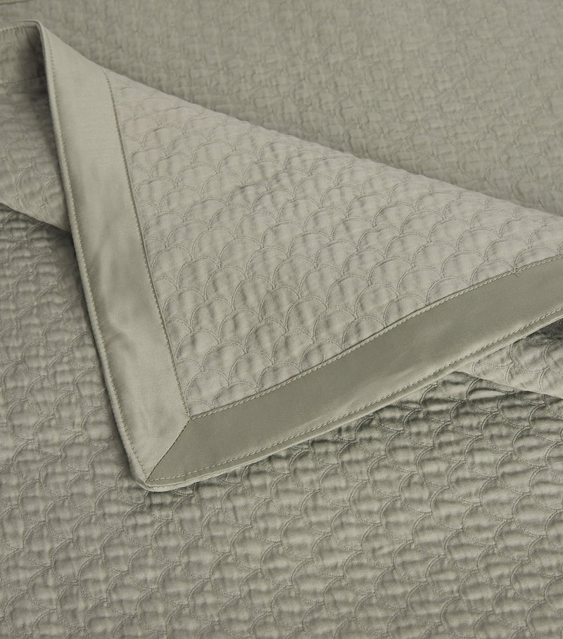 Celso De Lemos King Bedspread 245cm x 255cm - British product