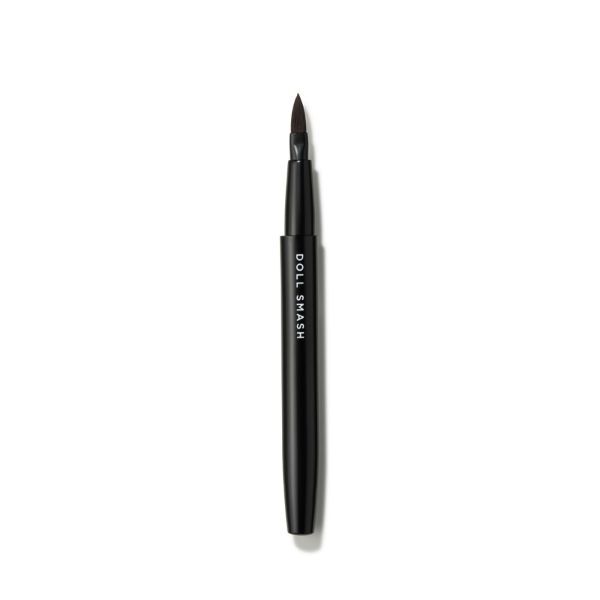 Doll Smash Defined Lip Brush precision tool (British brand)