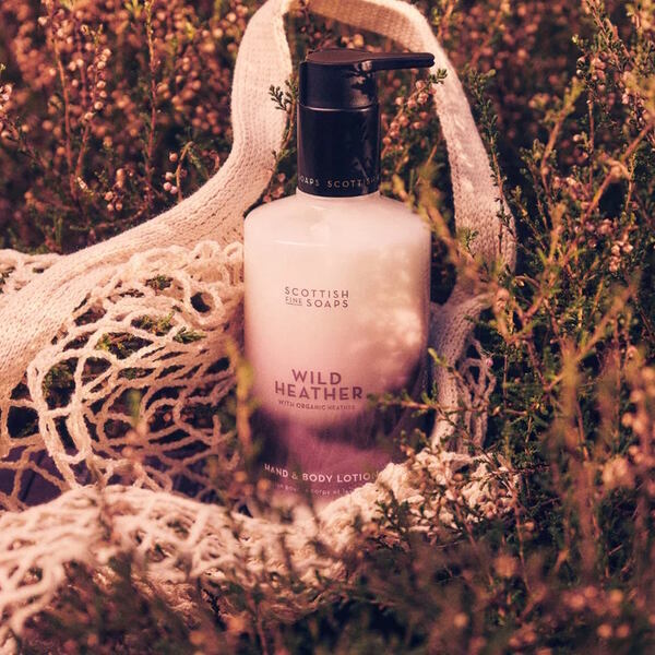 Scottish Fine Soaps Wild Heather Hand & Body Lotion 300ml (British brand)