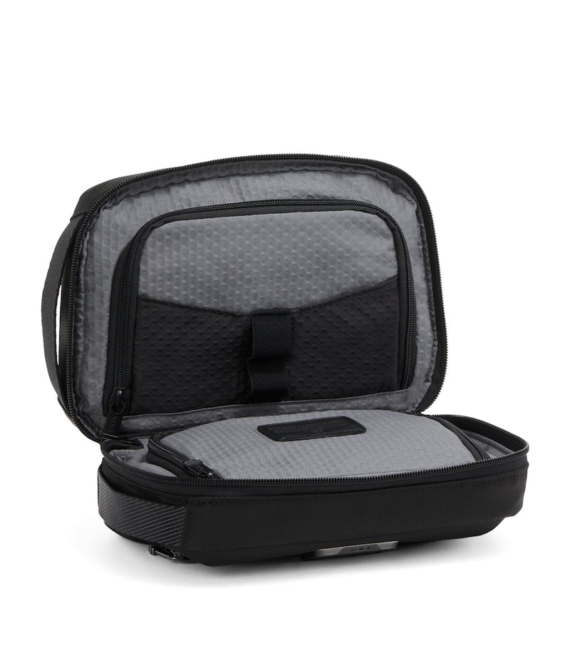 Tumi Alpha Bravo Day wash bag (British brand)