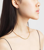 Suzanne Kalan Shimmer stud earrings baguette diamonds yellow gold, UK version