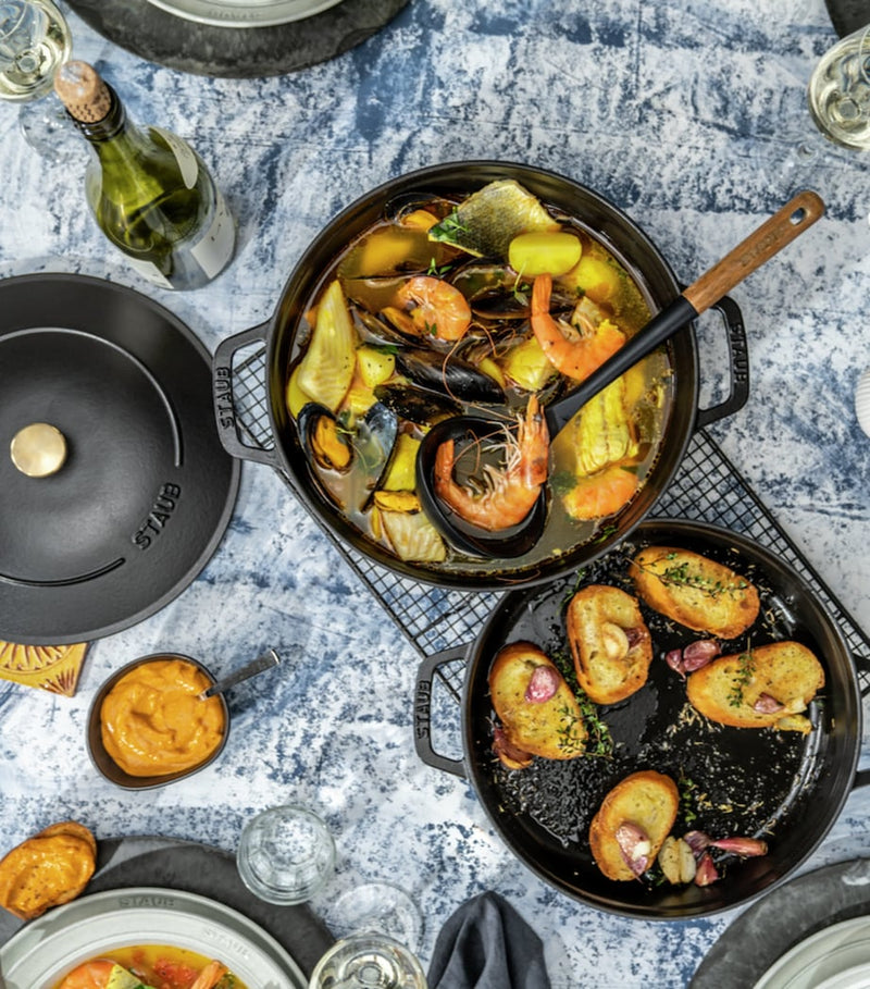 Staub 2-piece stackable cocotte set 24cm (British brand)