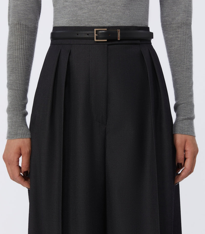 Max Mara leather slim belt 2cm, UK version