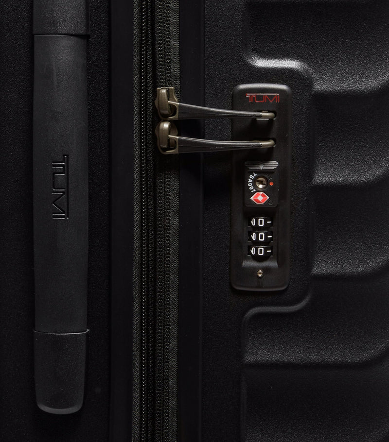 Tumi 19 Degree check-in suitcase 80cm (British brand)