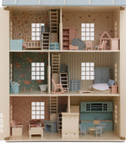Little Forest Animals House of London dollhouse 102cm, UK version