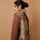 Izabel London animal printed relaxed shawl scarf, UK version