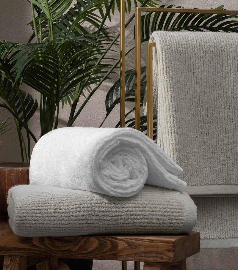 Hamam organic cotton Raya bath towel 76x142cm - British product