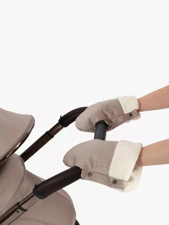 Egg pushchair handmuff Houndstooth Almond (British brand)