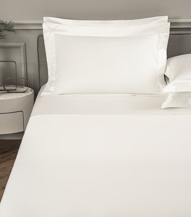 Frette Ultimate Super King cotton sheet set, UK version