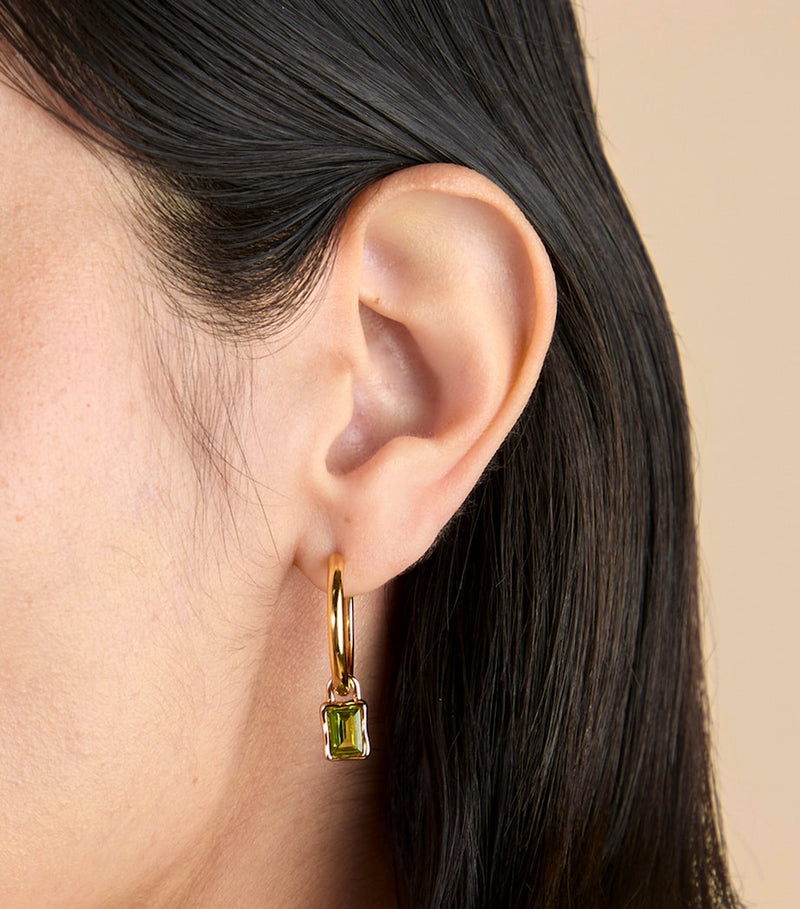 Astrid & Miyu gold-plated August birthstone charm, imported from the UK