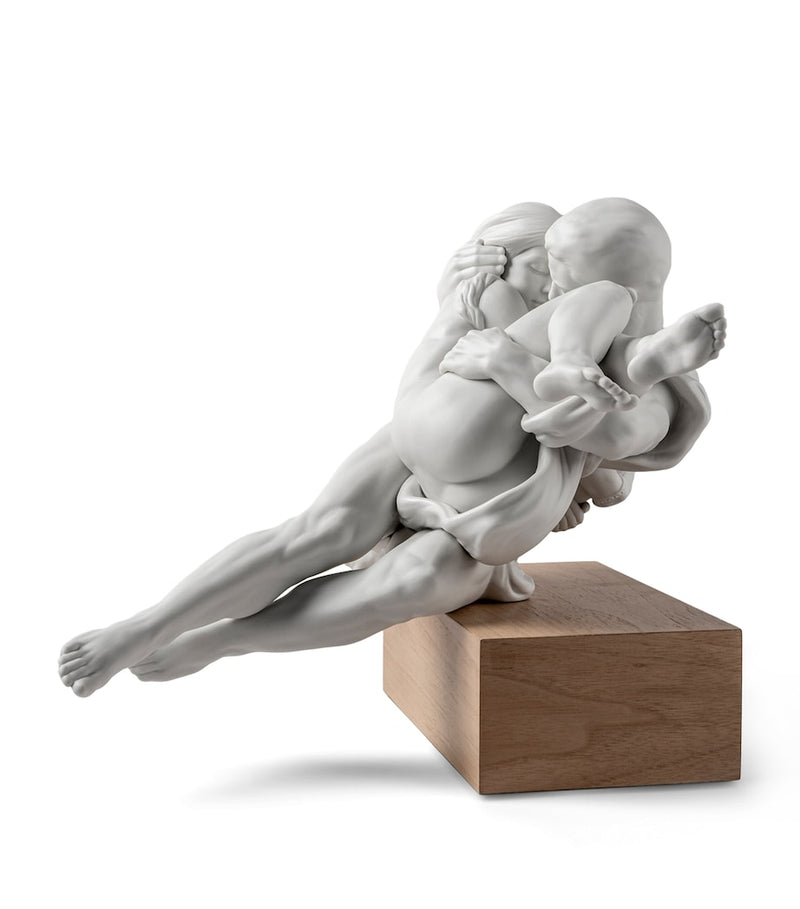 Lladró Together sculpture 31cm, imported from the UK