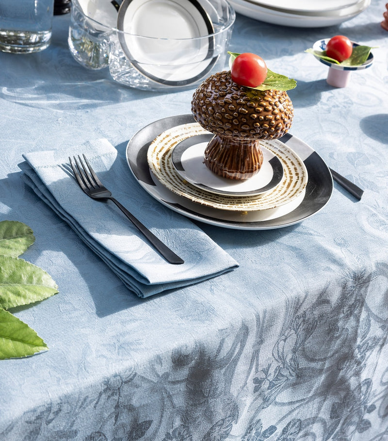 Le Jacquard Français linen damask round tablecloth 175cm, UK version