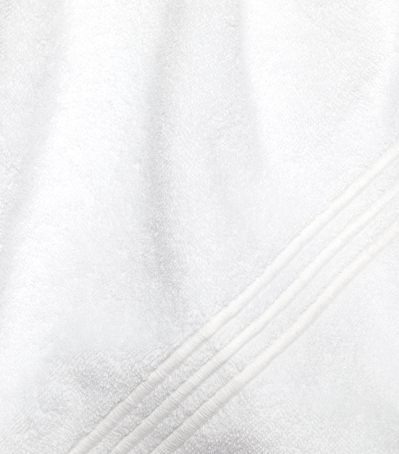 Pratesi hand towel with three hand-embroidered lines, 50cm x 75cm, imported from the UK