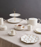 Wedgwood Gold-Trim Gio deep plate 22cm (British brand)