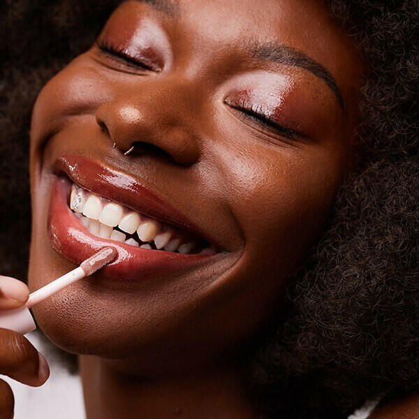 Studio London Power Pout Shimmer Gloss Add Desire GOODS Superdrug