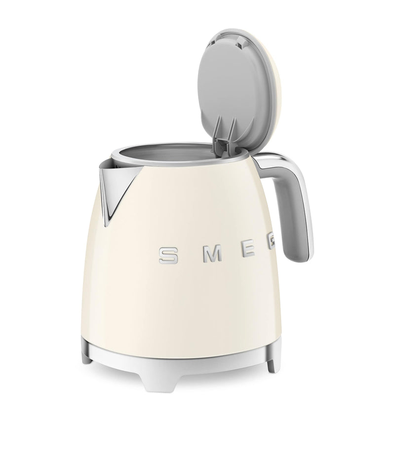 Smeg mini retro kettle (British brand)