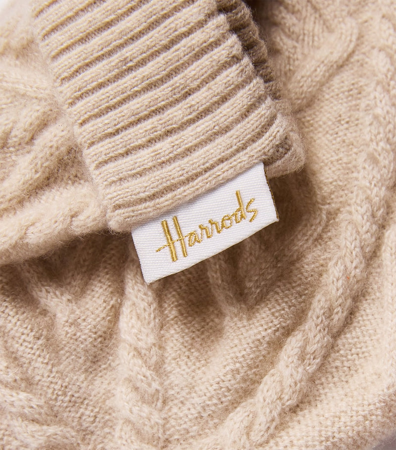 Harrods cashmere hat for babies 0-18 months, UK version