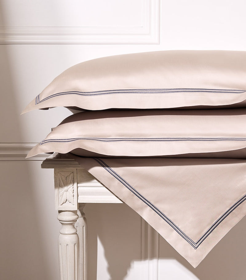 Peter Reed Emperor flat sheet 356cm x 292cm, imported from the UK