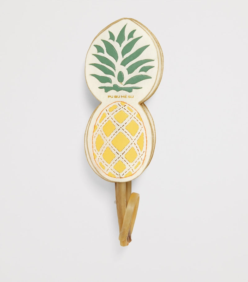 Pubumésu large pineapple fan with oxen horn handle, imported from the UK