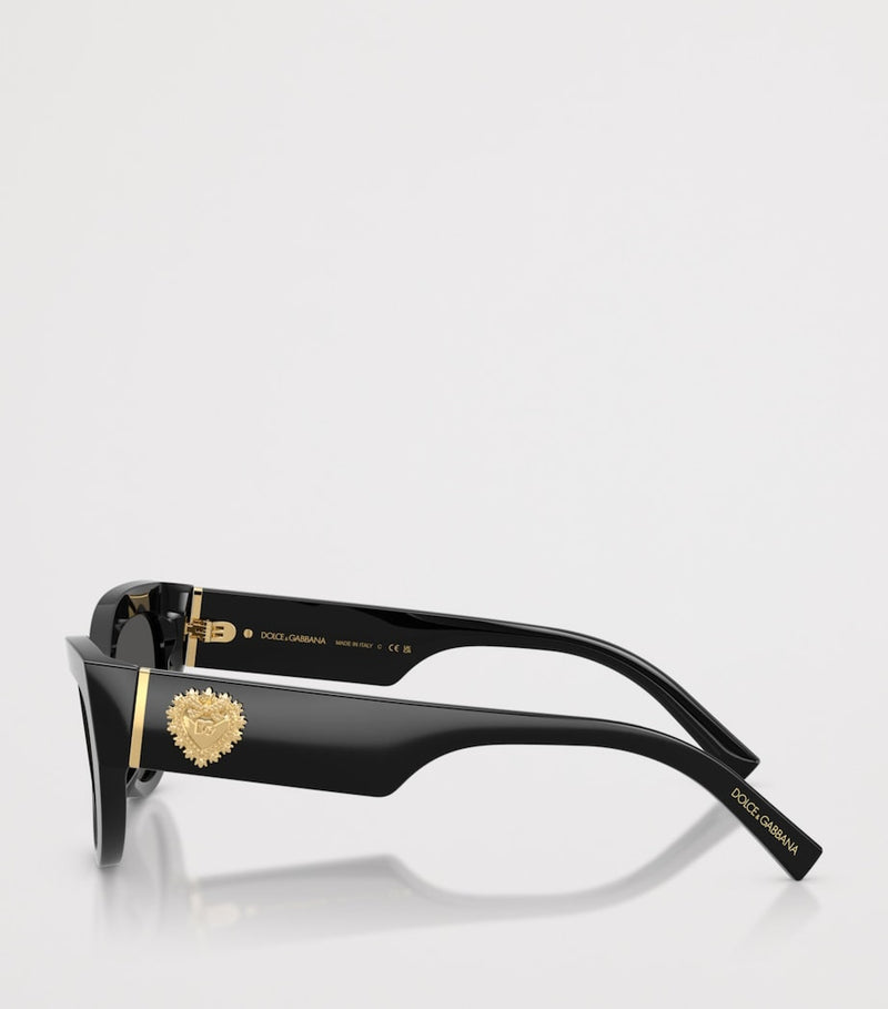 Dolce&Gabbana cat-eye sunglasses with gold hearts, UK version