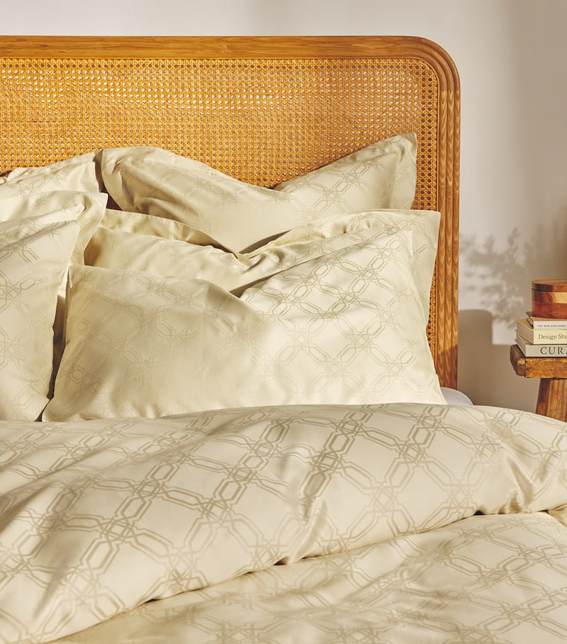 Harrods of London Halsey Oxford pillowcase pair 50cm x 75cm, UK version