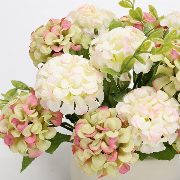 Livingandhome Hydrangea Flower in Ceramic Planter White Green 20cm, imported from the UK
