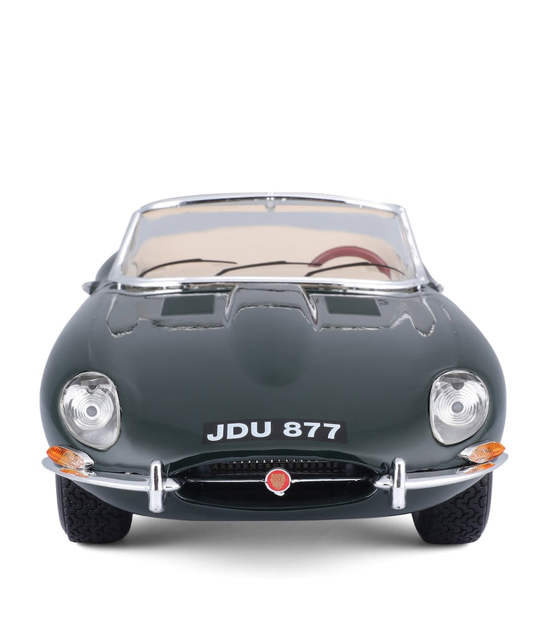 Bburago 1961 Jaguar E Cabriolet 1:18 scale model car - British product