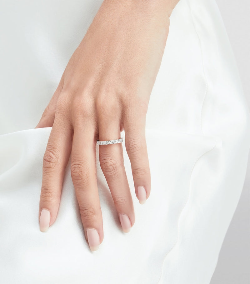 Graff LG Signature diamond white gold ring, UK version