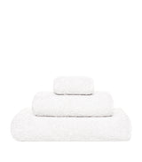Harrods Graccioza Grand Egoist Bath Towel (70cm x 140cm)- Buy online at McGrocer