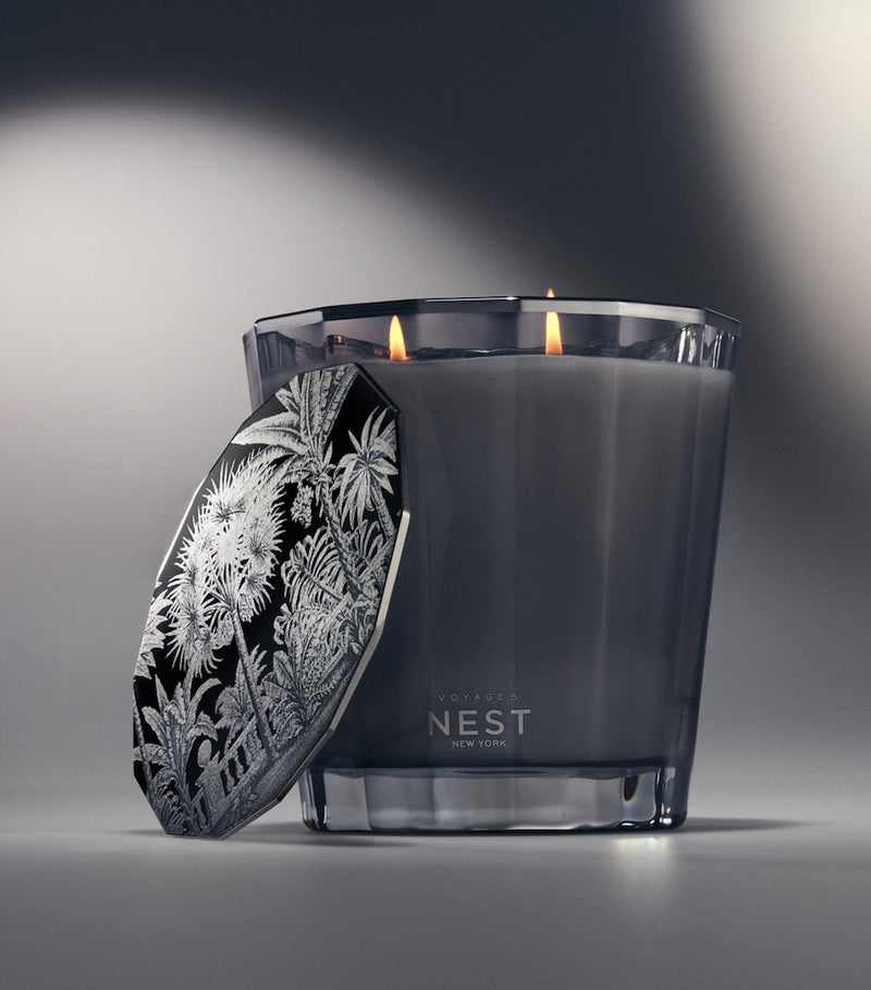NEST New York Tempting Tonka 2-Wick Candle 600g, imported from the UK