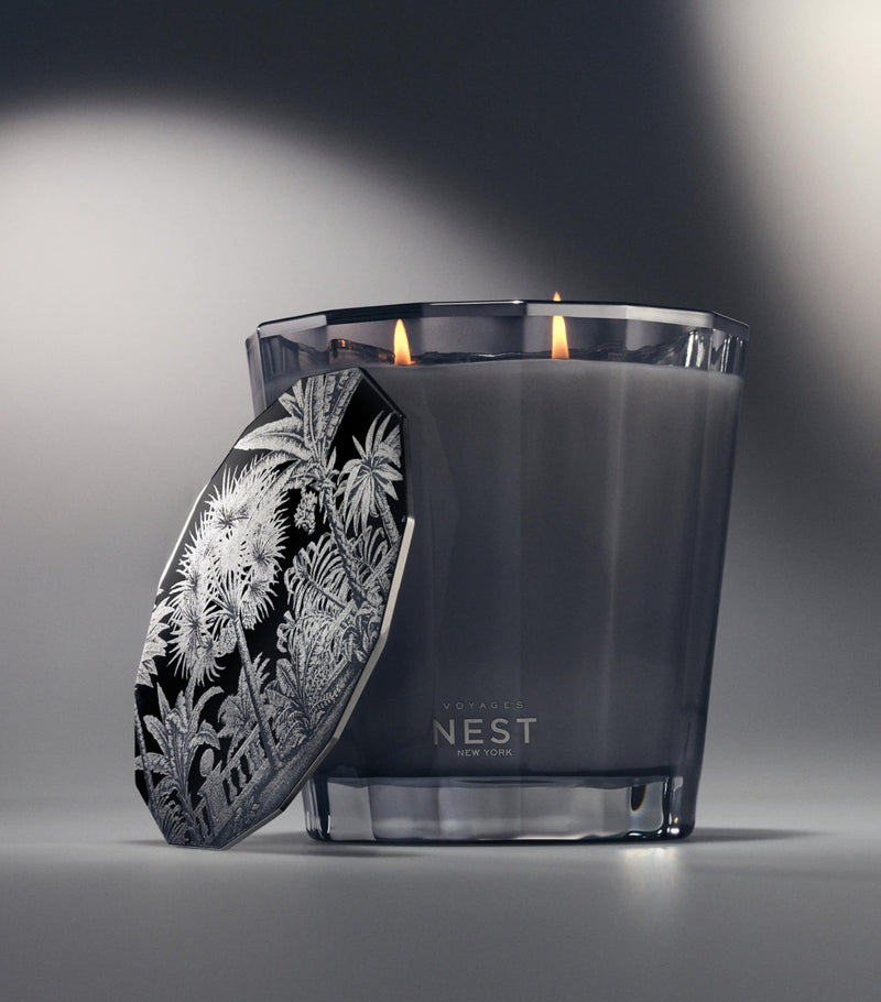 NEST New York Tempting Tonka 2-Wick Candle 600g, imported from the UK