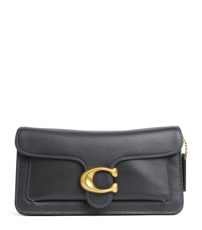 Coach shoulder bag Tabby 26 in pebbled leather, imported from the UK