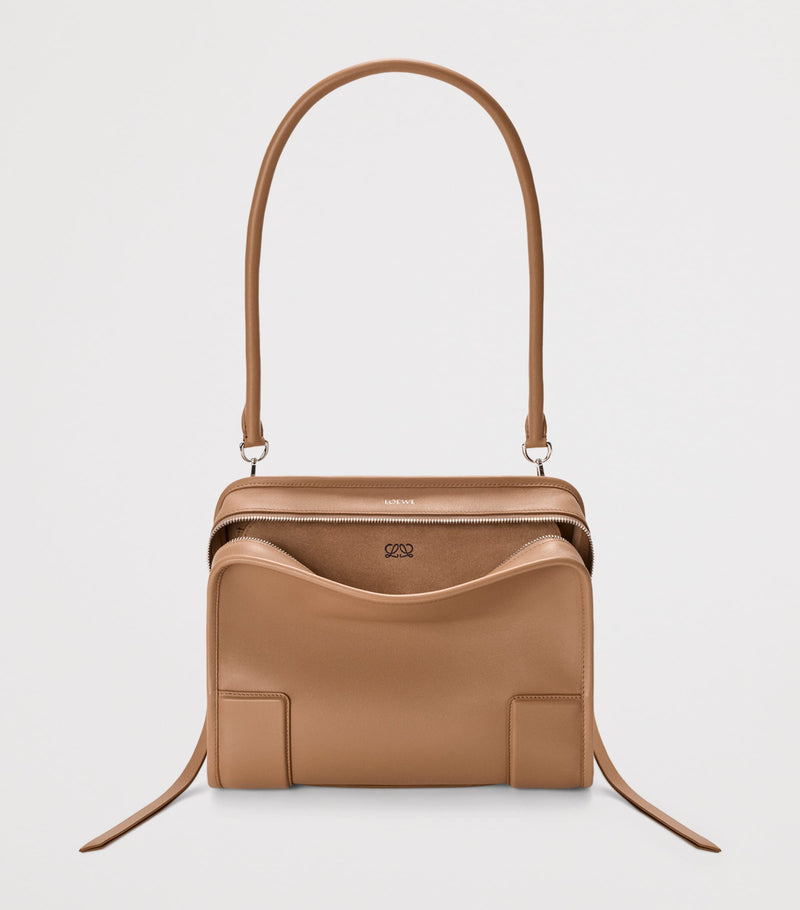 LOEWE Amazona 180 Kalbsleder-Henkeltasche (britische Marke)