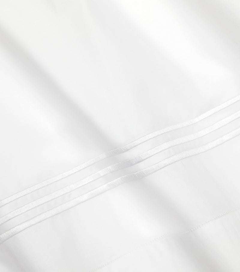Pratesi Egyptian cotton Super King flat sheet with triple stripe, 300cm x 270cm, imported from the UK