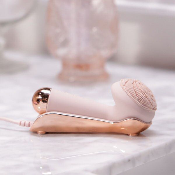 Finishing Touch Flawless Cleanse