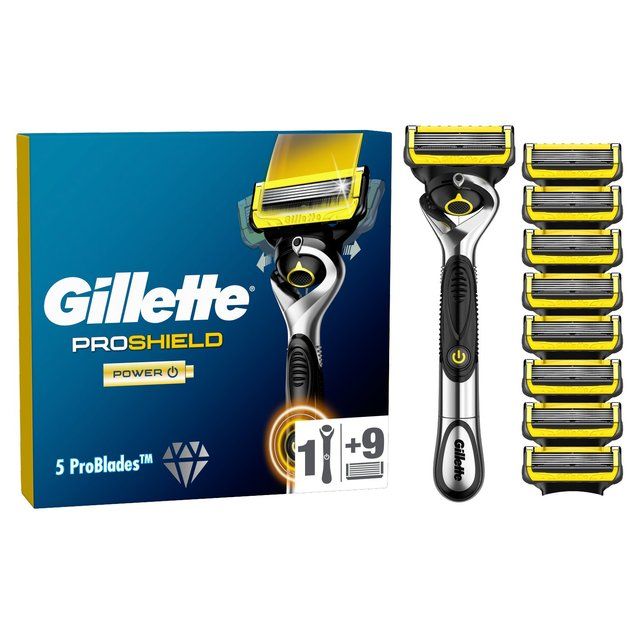 Gillette ProShield Power Razor + 8 Razor Blades Pack