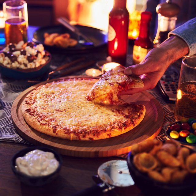 Goodfella's Takeaway The Big Cheese Pizza 555g