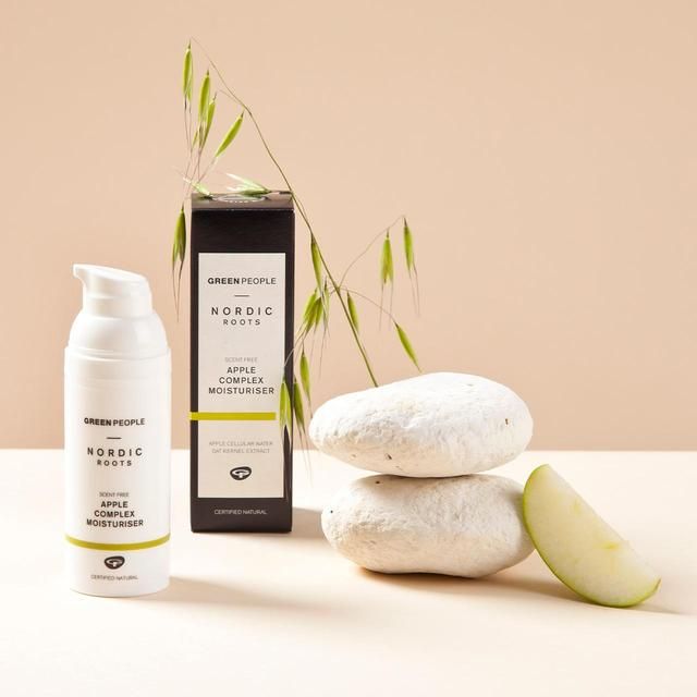 Green People Apple Complex Moisturiser Nordic Roots 50ml