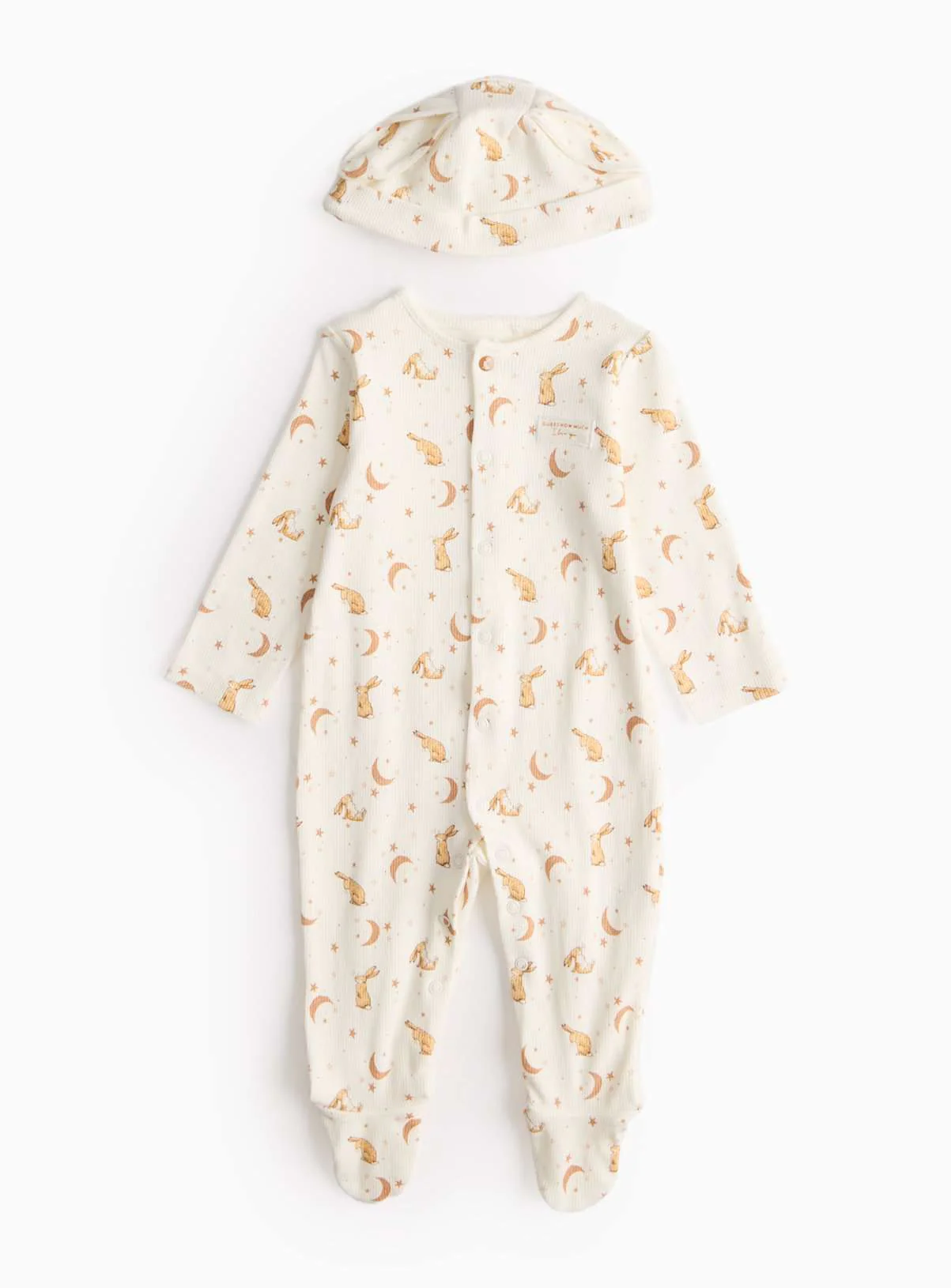 Guess How Much I Love You Cream Sleepsuit & Hat Set Up to 3 mths