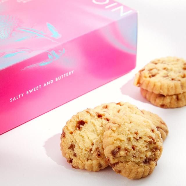 Harvey Nichols Salted Caramel Mini Shortbread 150g