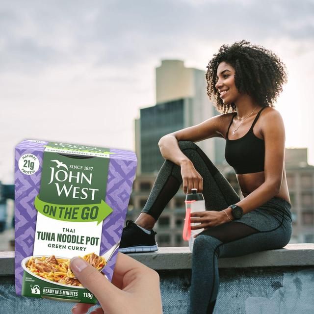 John West On The Go Thai Green Curry Tuna Noodle Pot 120g