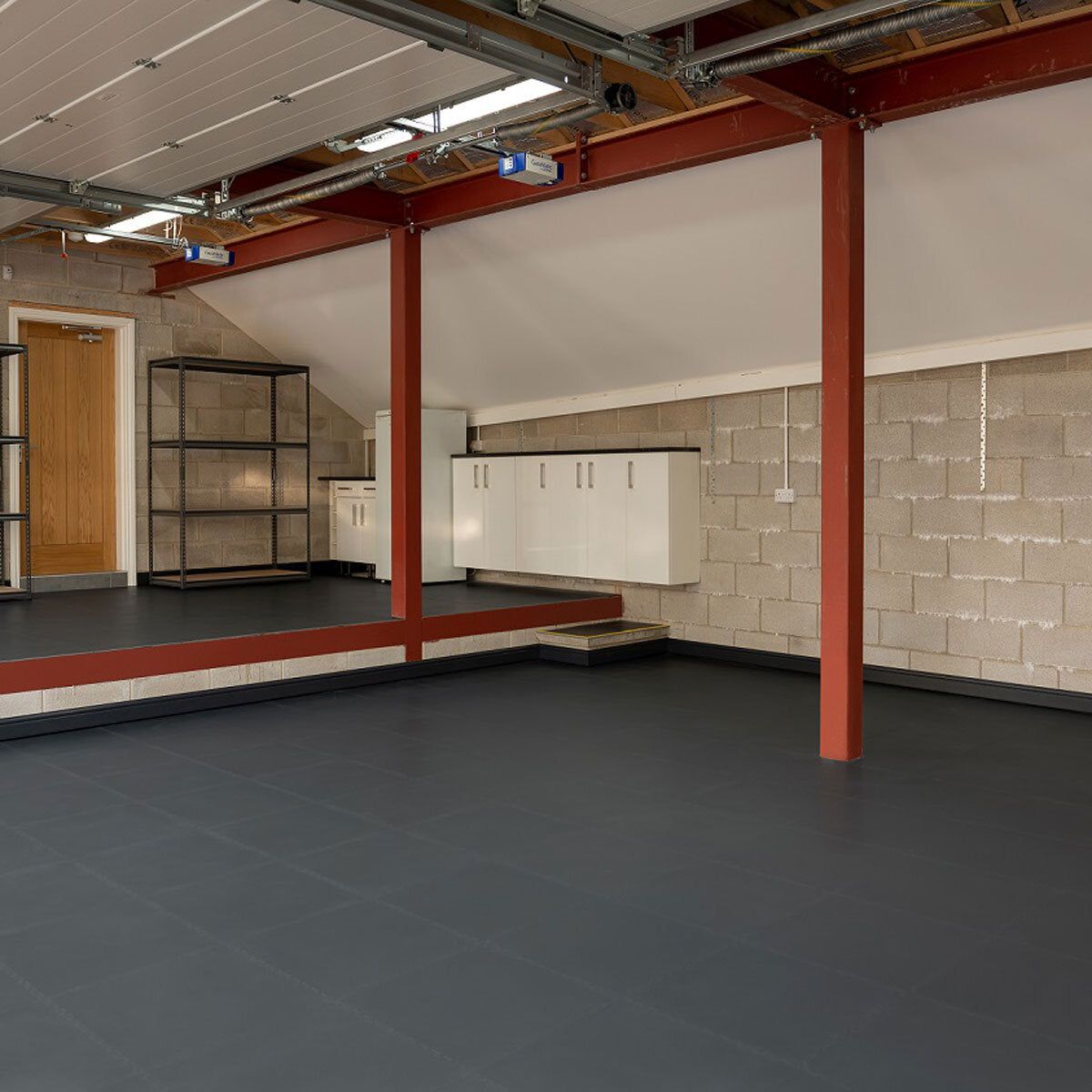 Klikflor X500 5mm Garage Floor Corner Ramp (90 x 587 x 5mm) – 1 Ramp in Black or Graphite