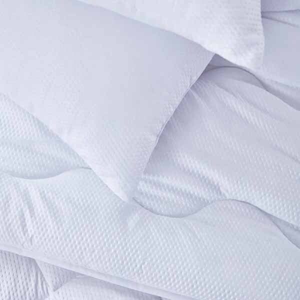 Martex Health & Wellness Seersucker 10.5 Tog Duvet SKing