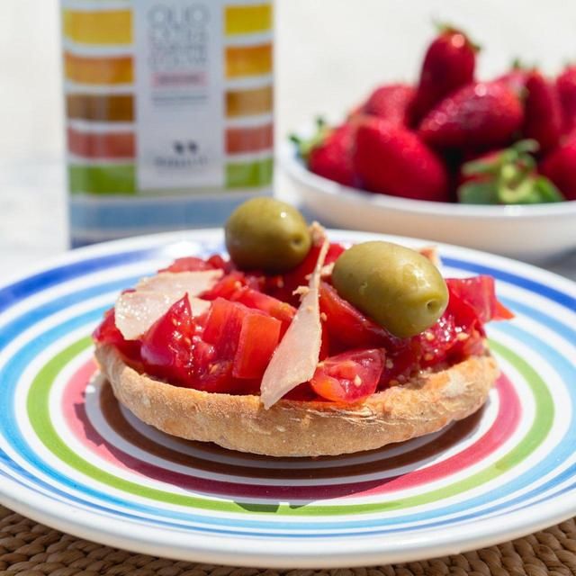 Muraglia Rainbow Tin Intense Fruity Coratina Extra Virgin Olive Oil 1L