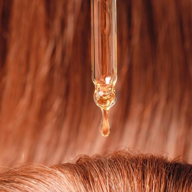 OGX Anti-Breakage+ Keratin Oil pH Balanced Shampoo 385ml