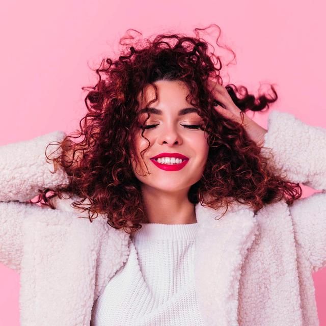 OGX Nourishing+ Coconut Milk pH Balanced Shampoo 385ml